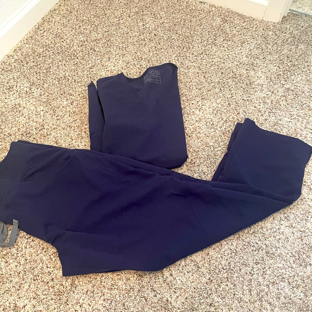 Figs scrubs set